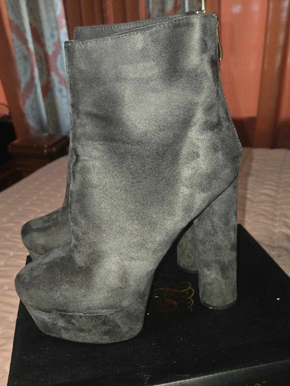 Liliana Gray Suede Platform Ankle Boots
